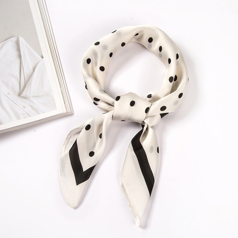 Luxury Silk Scarves for Women Who Love Style.