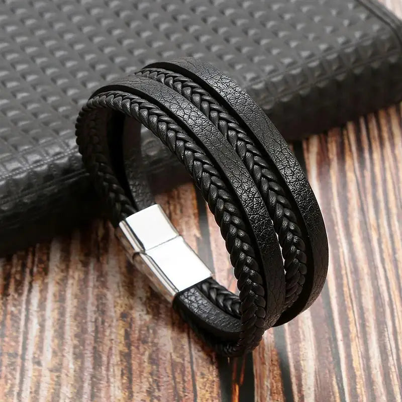 Men’s Multi-Layer Leather Bracelet